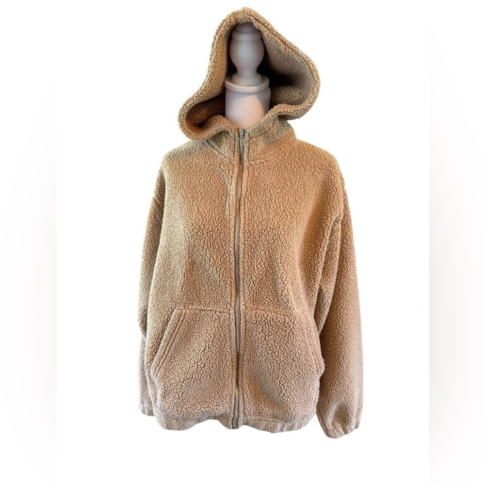 Women’s Forever 21 Tan/Taupe Sherpa hoodie Jacket size Large